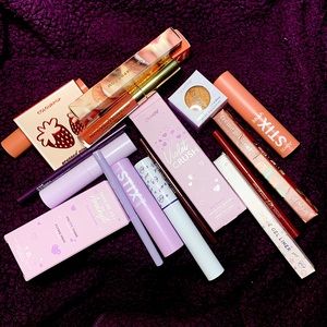 NIB ColourPop Bundle+gift